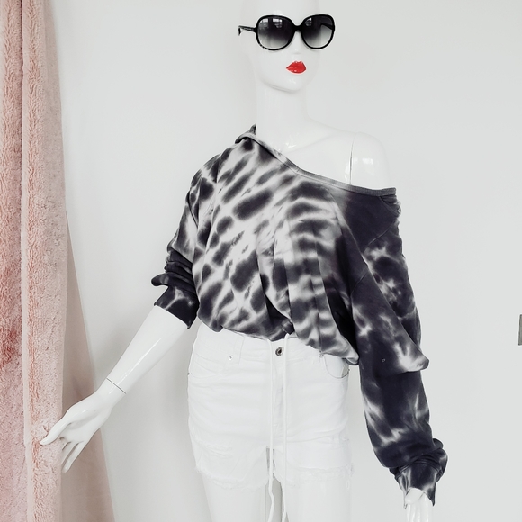 CROPPED TIE DYE HOODIE - Picture 3 of 8